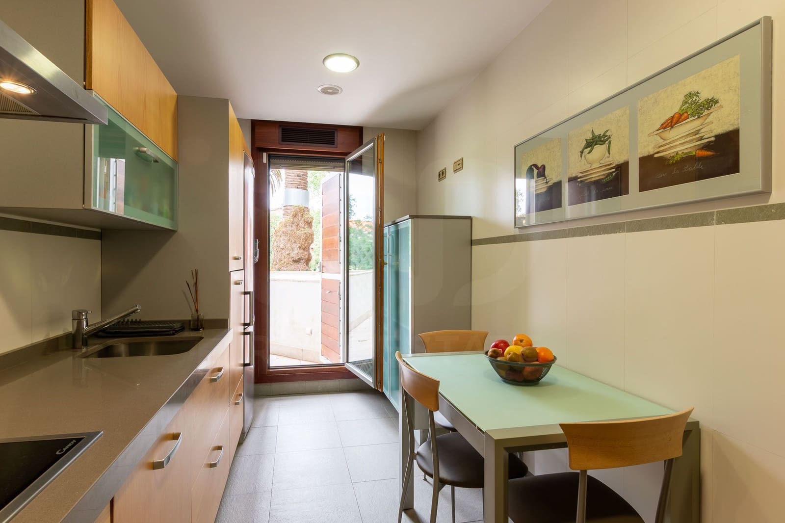 Appartement te koop in Santander met garage - € 790.000 (Ref: 9988144)