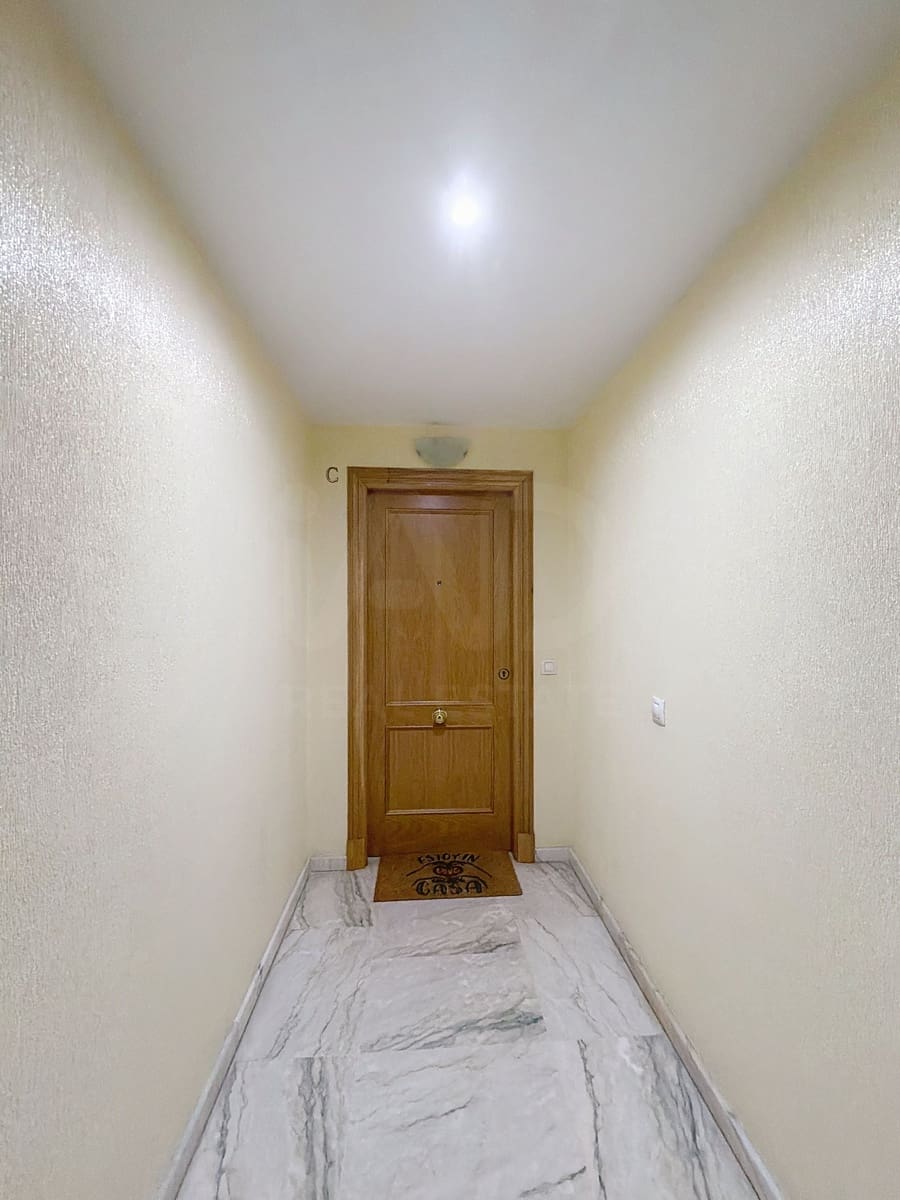 5 soveværelse Lejlighed til salg i Pontevedra by med garage - € 259.000 (Ref: 9988145)