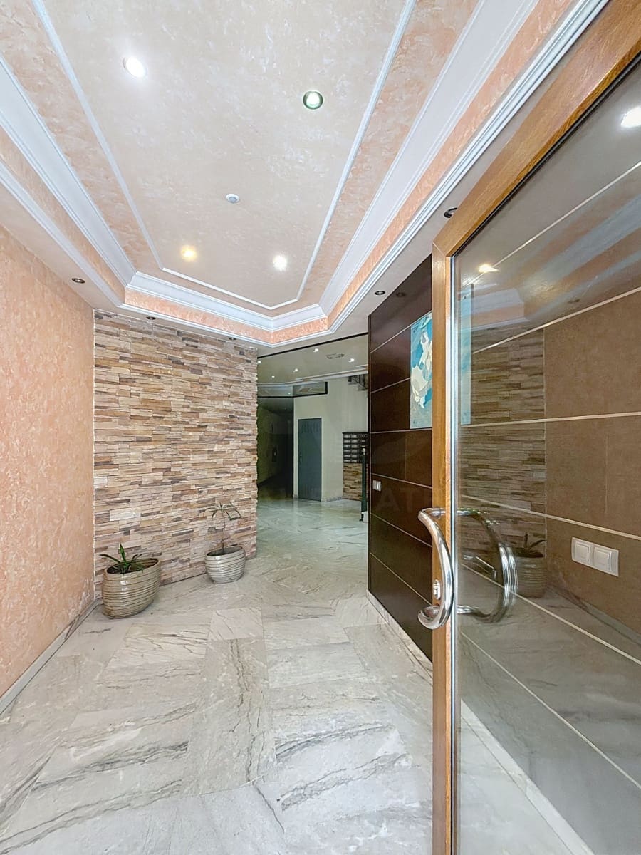 5 soveværelse Lejlighed til salg i Pontevedra by med garage - € 259.000 (Ref: 9988145)