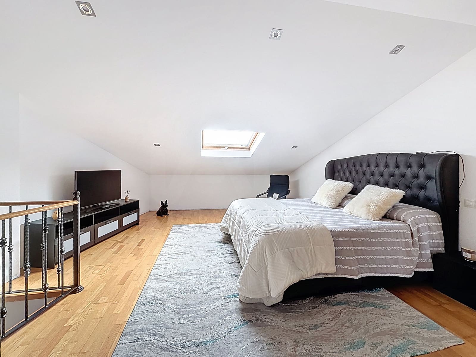 5 soveværelse Lejlighed til salg i Pontevedra by med garage - € 259.000 (Ref: 9988145)