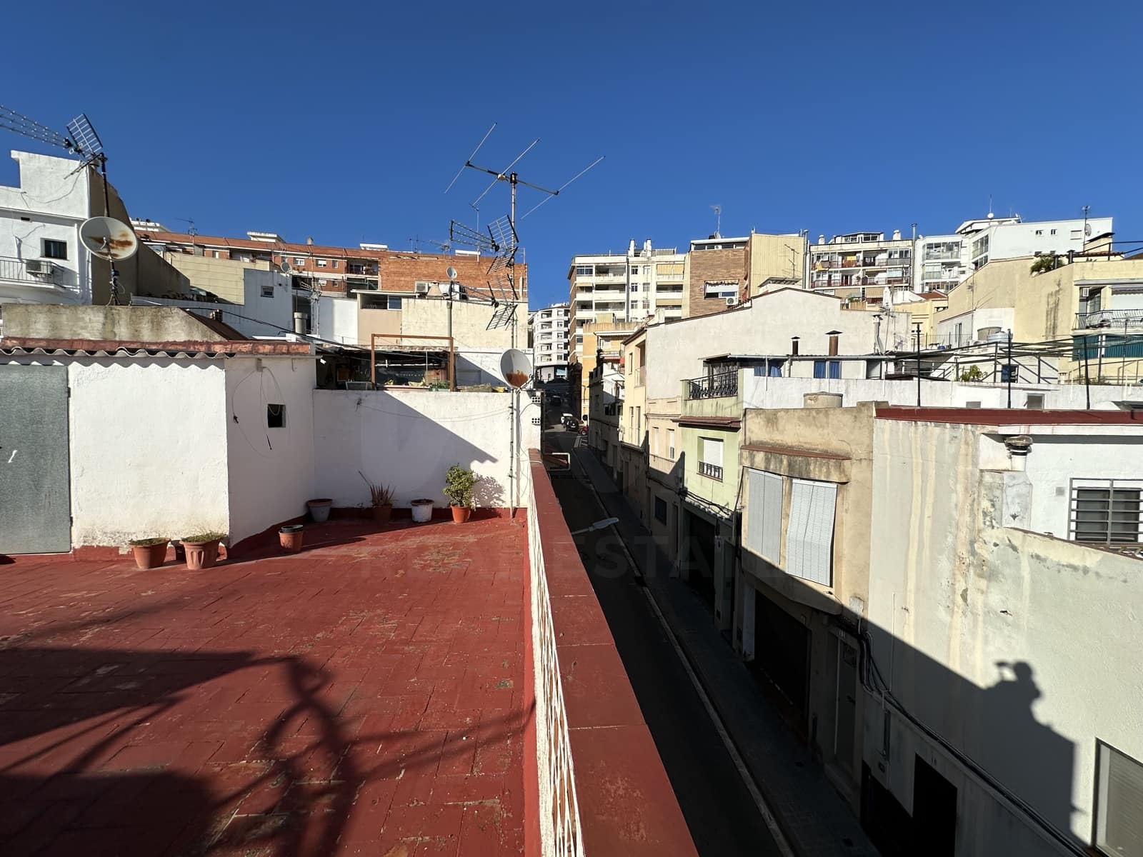 5 Zimmer Reihenhaus zu verkaufen in Barcelona Stadt - 290.000 € (Ref: 9988146)