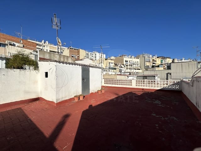 5 soveværelse Rækkehus til salg i Mataró - € 290.000 (Ref: 9988146)
