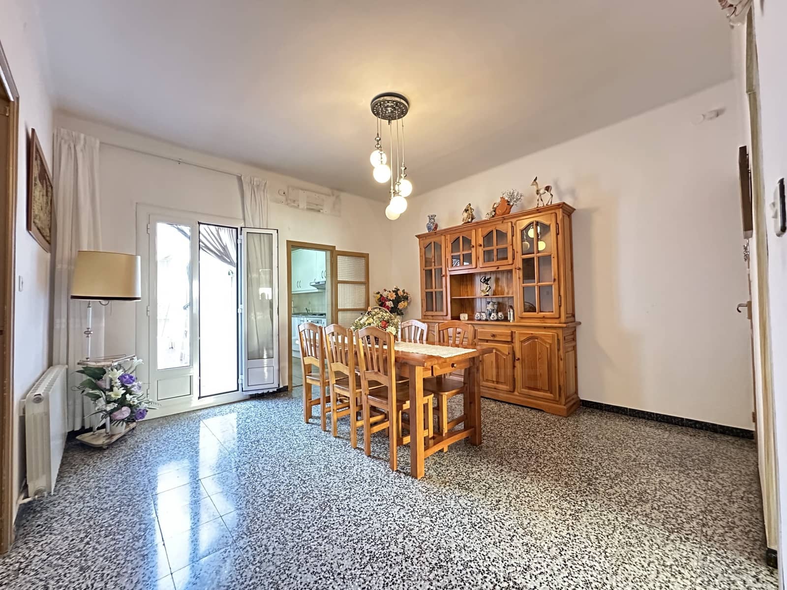 5 Zimmer Reihenhaus zu verkaufen in Barcelona Stadt - 290.000 € (Ref: 9988146)