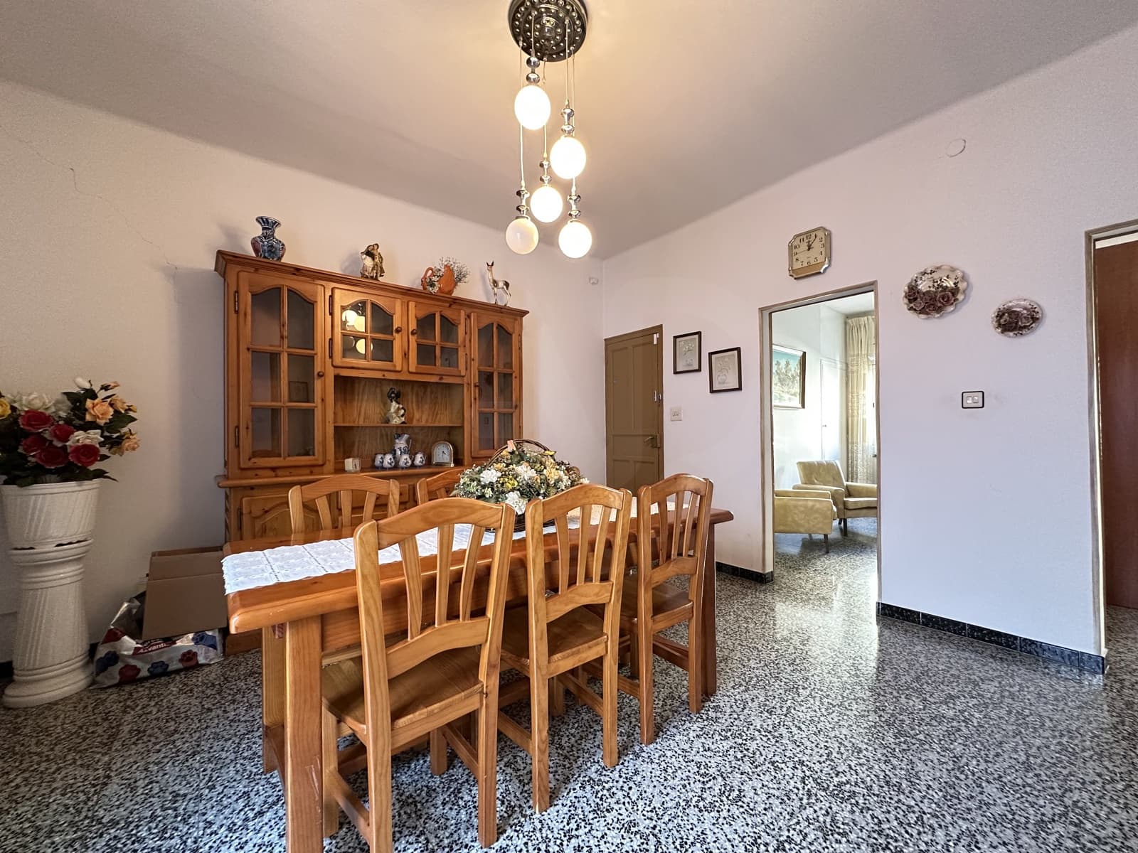 5 Zimmer Reihenhaus zu verkaufen in Barcelona Stadt - 290.000 € (Ref: 9988146)