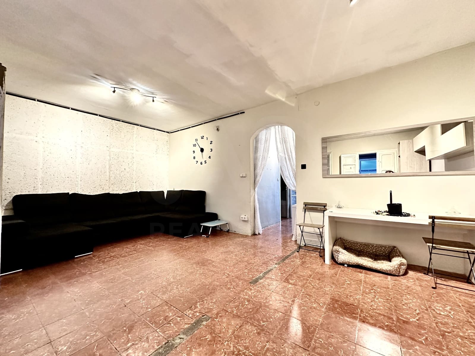 5 Zimmer Reihenhaus zu verkaufen in Barcelona Stadt - 290.000 € (Ref: 9988146)