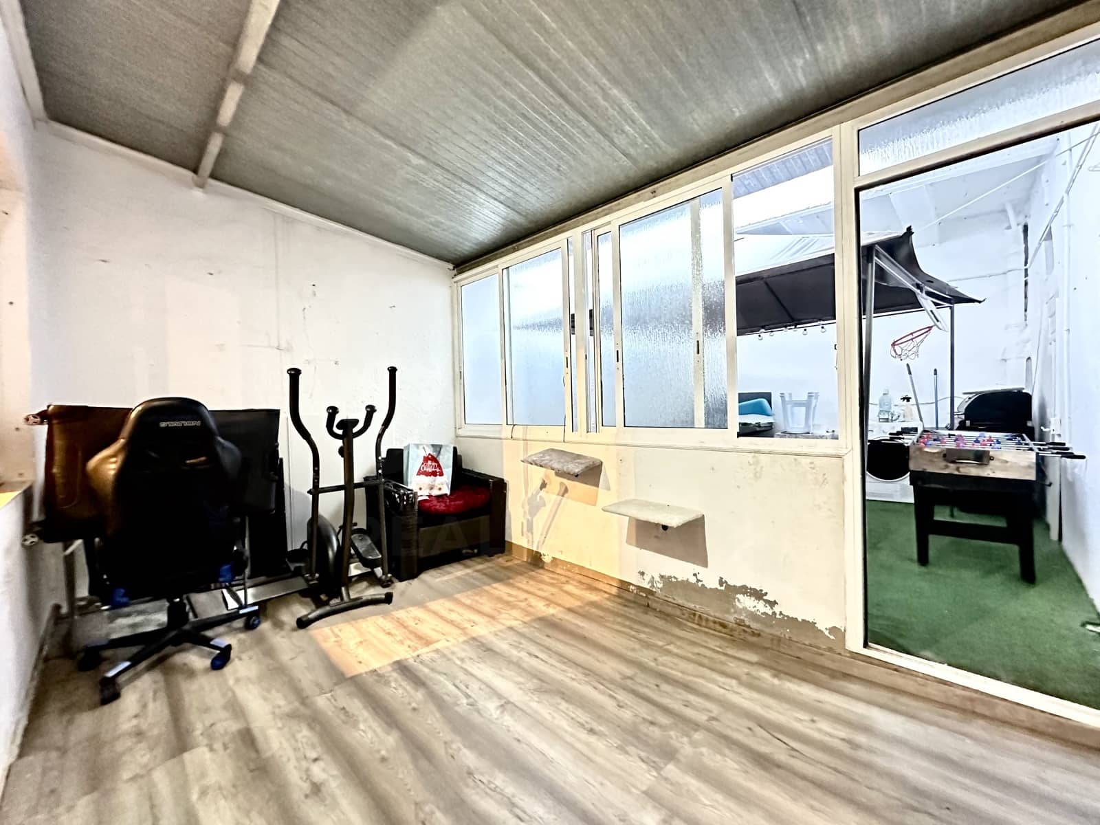 5 Zimmer Reihenhaus zu verkaufen in Barcelona Stadt - 290.000 € (Ref: 9988146)