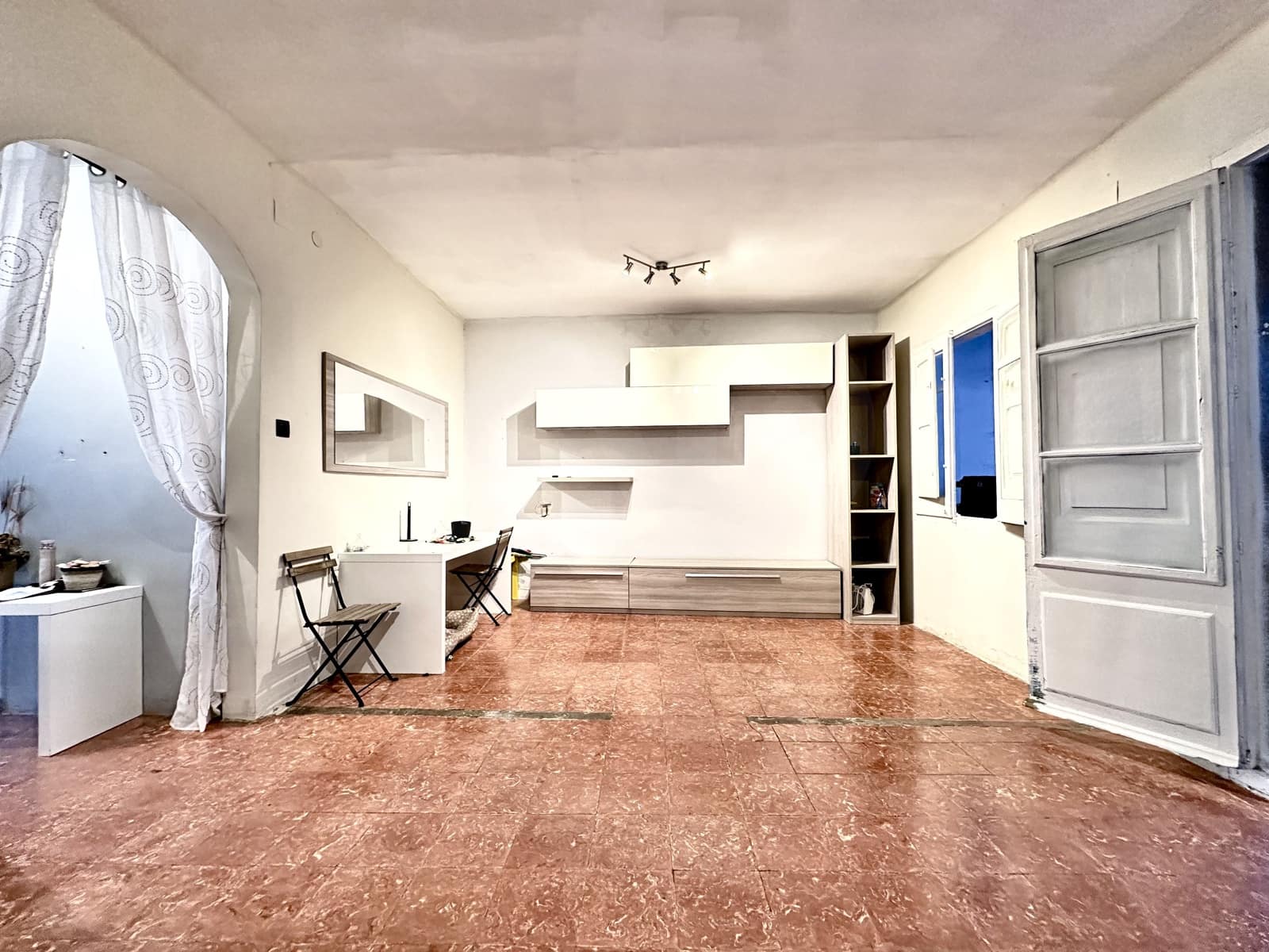 5 Zimmer Reihenhaus zu verkaufen in Barcelona Stadt - 290.000 € (Ref: 9988146)