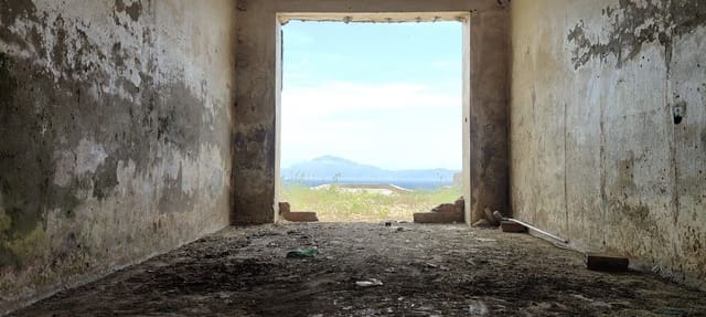 Grunde uden byggetilladelser til salg i Cádiz by - € 600.000 (Ref: 9988147)