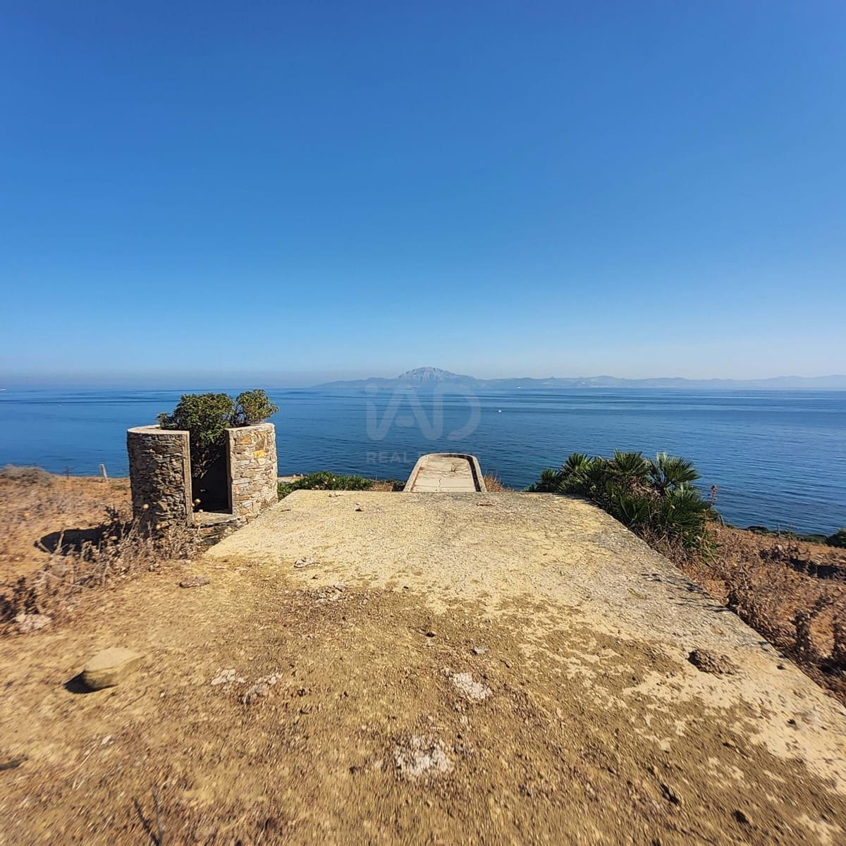 Grunde uden byggetilladelser til salg i Cadiz by - € 600.000 (Ref: 9988147)