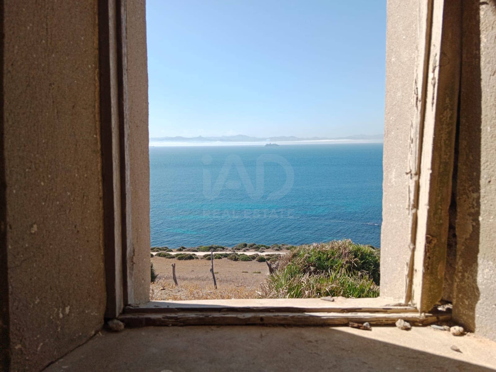 Grunde uden byggetilladelser til salg i Cadiz by - € 600.000 (Ref: 9988147)