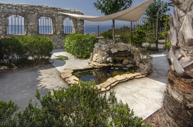 5 soverom Hus til salgs i Barcelona by med svømmebasseng garasje - € 1 850 000 (Ref: 9988148)