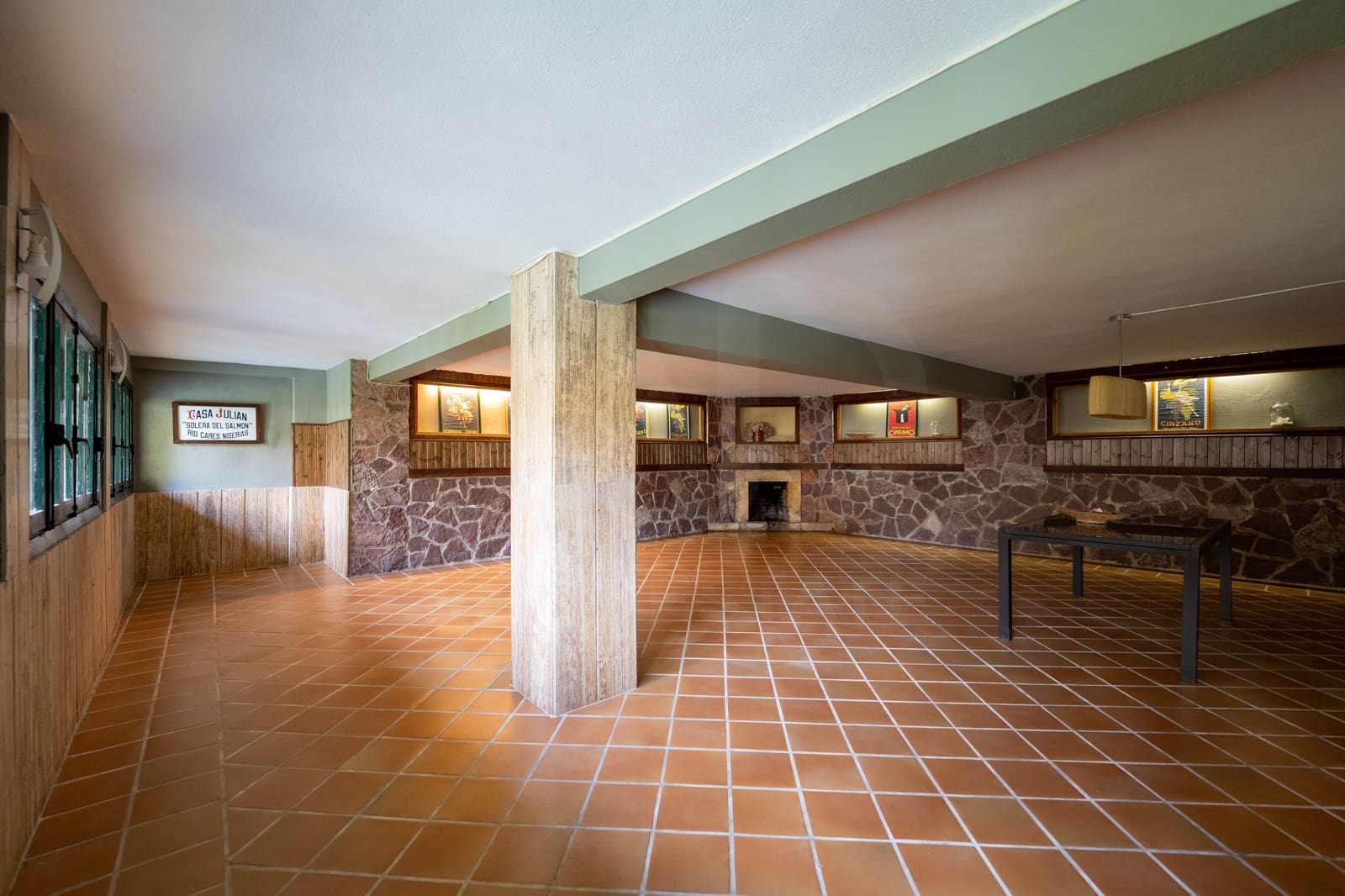 Kommersiell till salu i Penamellera Alta - 870 000 € (Ref: 9988153)