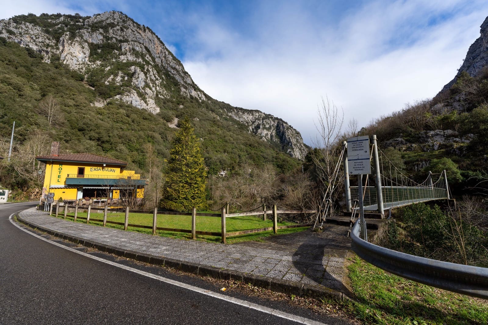 Kommersiell till salu i Penamellera Alta - 870 000 € (Ref: 9988153)