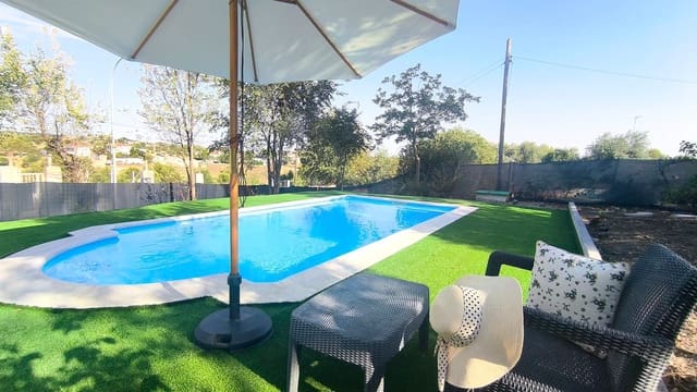 3 soveværelse Byhus til salg i Madrid by - € 298.000 (Ref: 9988154)