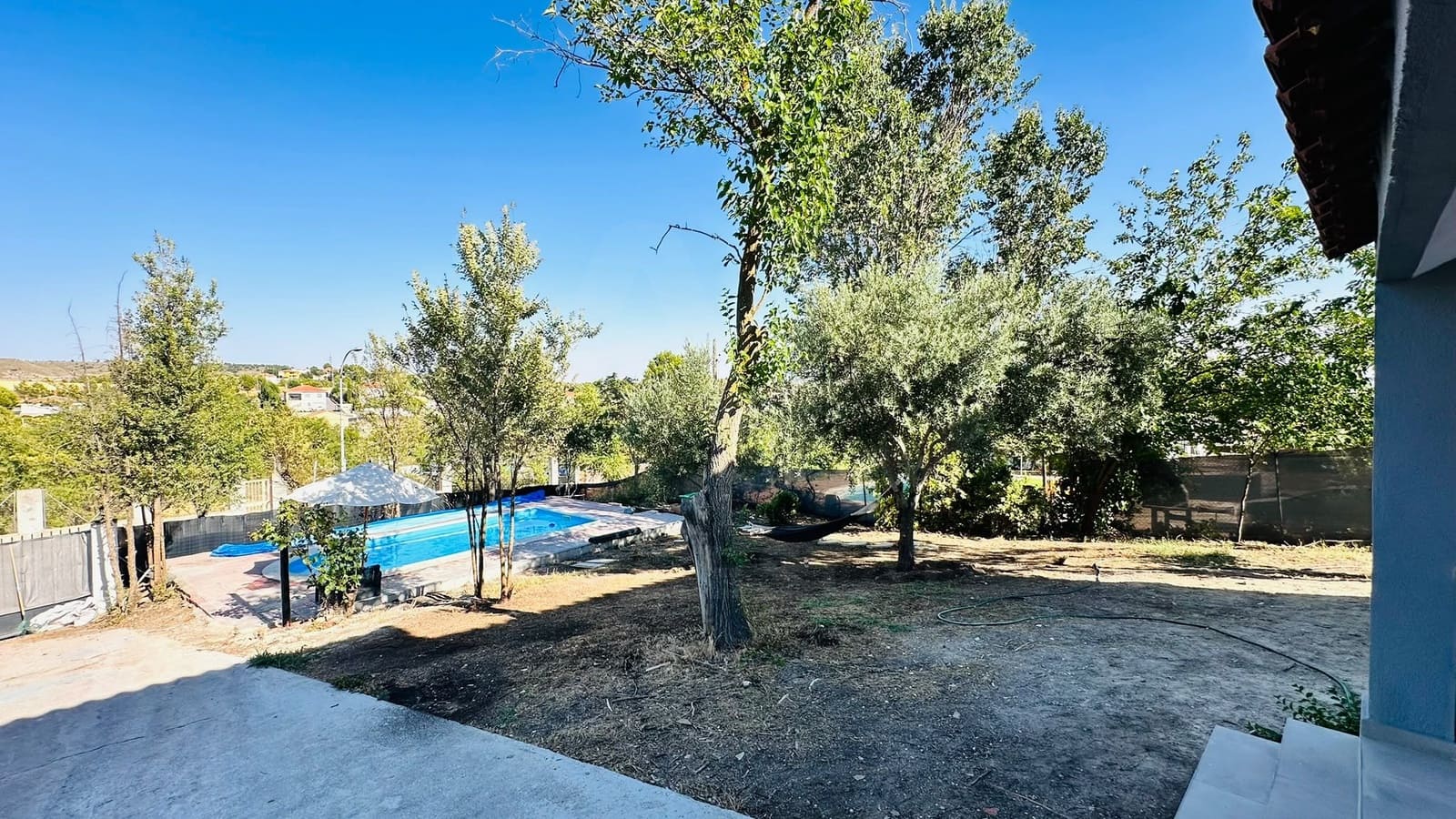 3 sovrum Hus till salu i Madrid stad - 298 000 € (Ref: 9988154)