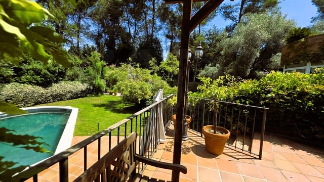 7 slaapkamer Villa te koop in Barcelona stad met zwembad garage - € 2.400.000 (Ref: 9988155)