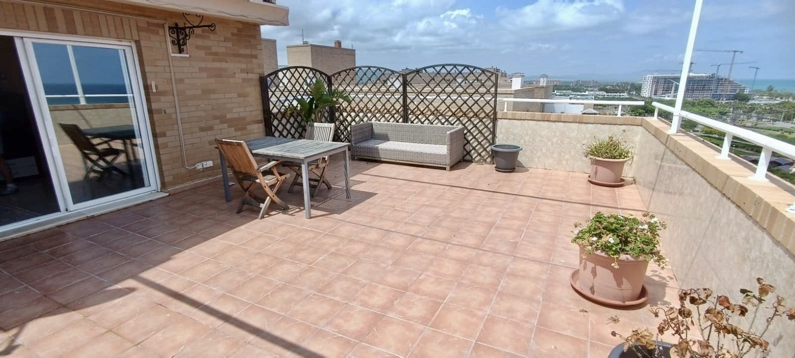 2 soverom Penthouse til salgs i Oropesa  med svømmebasseng garasje - € 214 900 (Ref: 9988157)