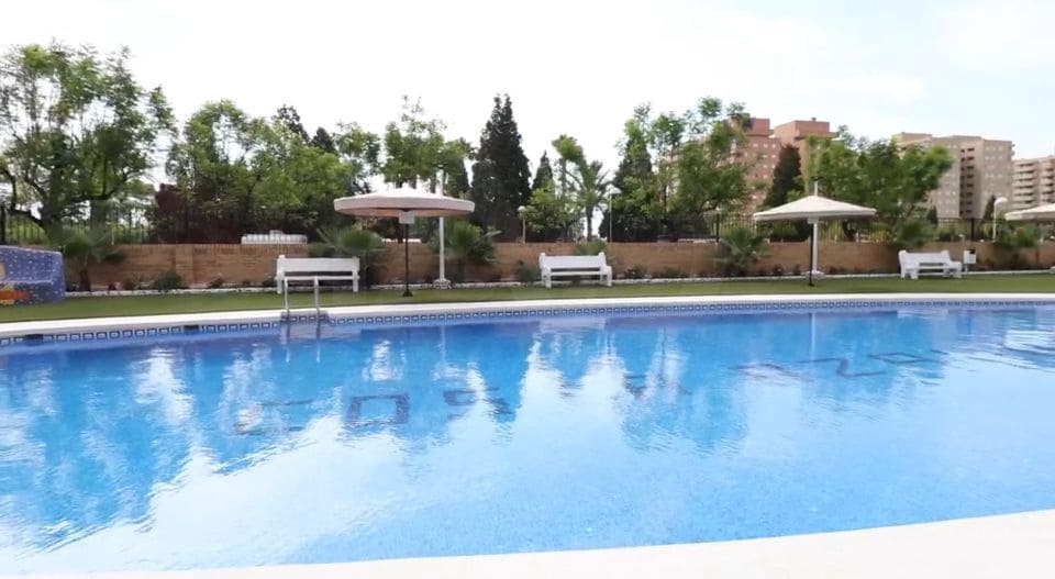 2 soverom Penthouse til salgs i Oropesa  med svømmebasseng garasje - € 214 900 (Ref: 9988157)