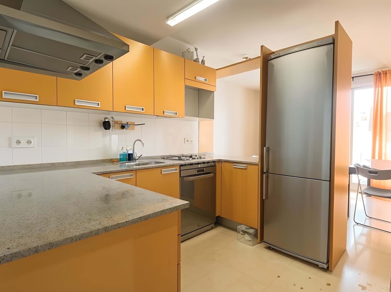4 soverom Hus til salgs i Barcelona by med garasje - € 500 000 (Ref: 9988158)