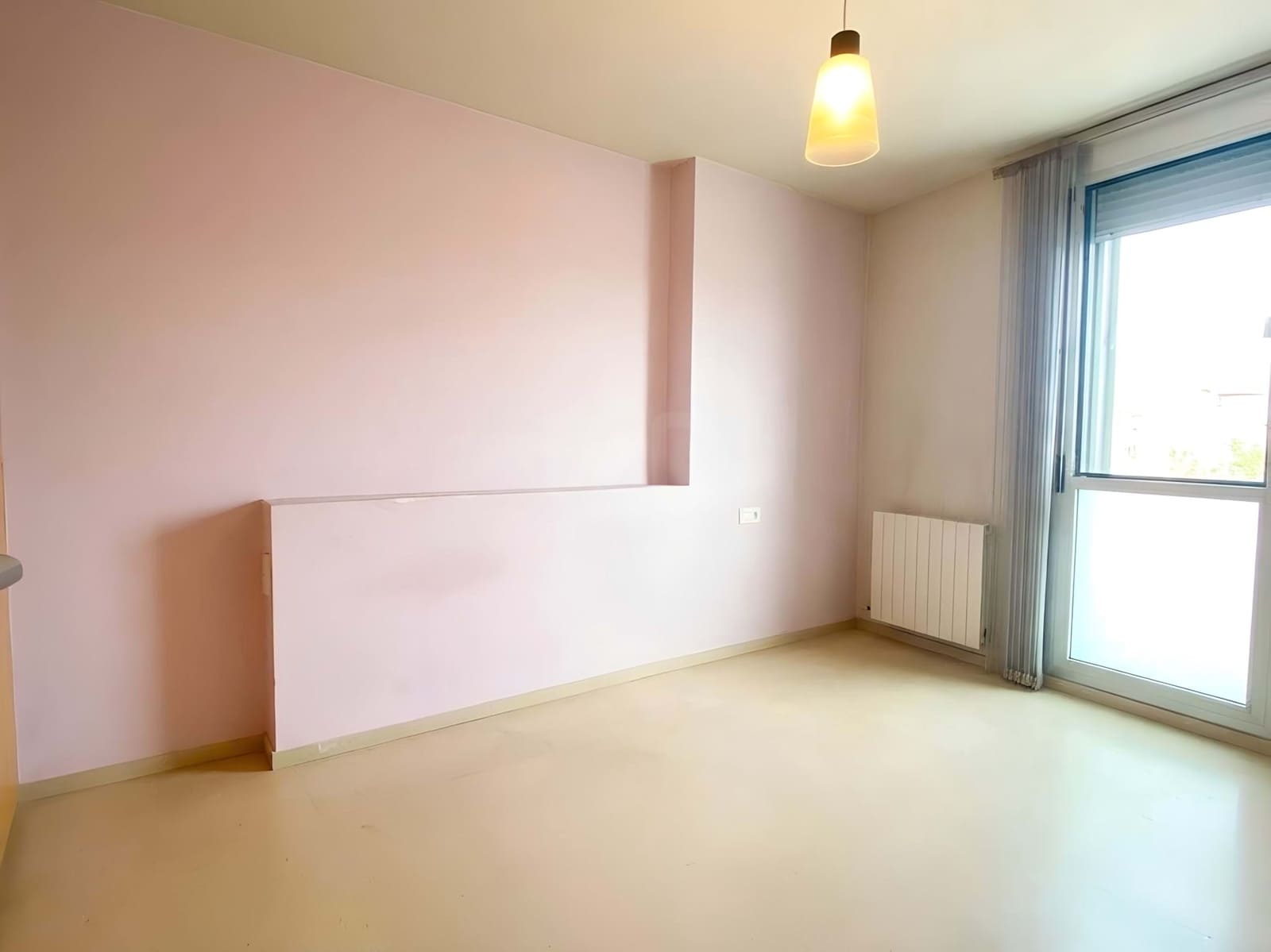 4 soverom Hus til salgs i Barcelona by med garasje - € 500 000 (Ref: 9988158)