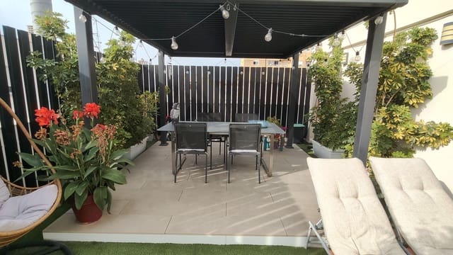 2 chambre Penthouse à vendre à Sur, Castelló de la Plana avec garage - 233 900 € (Ref: 9988160)