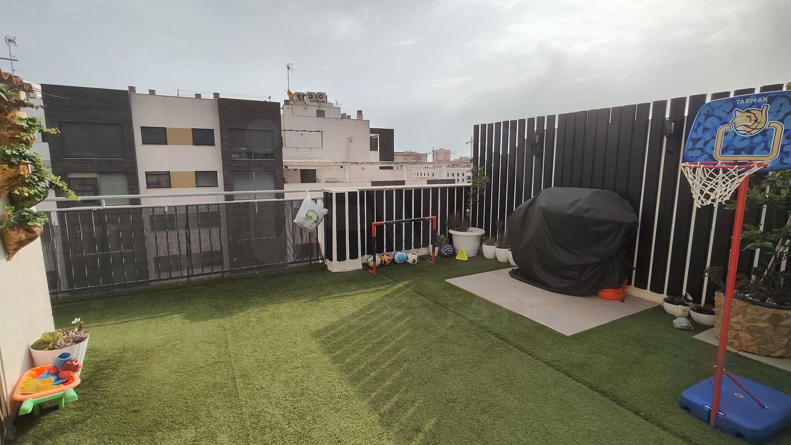 2 chambre Penthouse à vendre à Castello de la Plana avec garage - 233 900 € (Ref: 9988160)