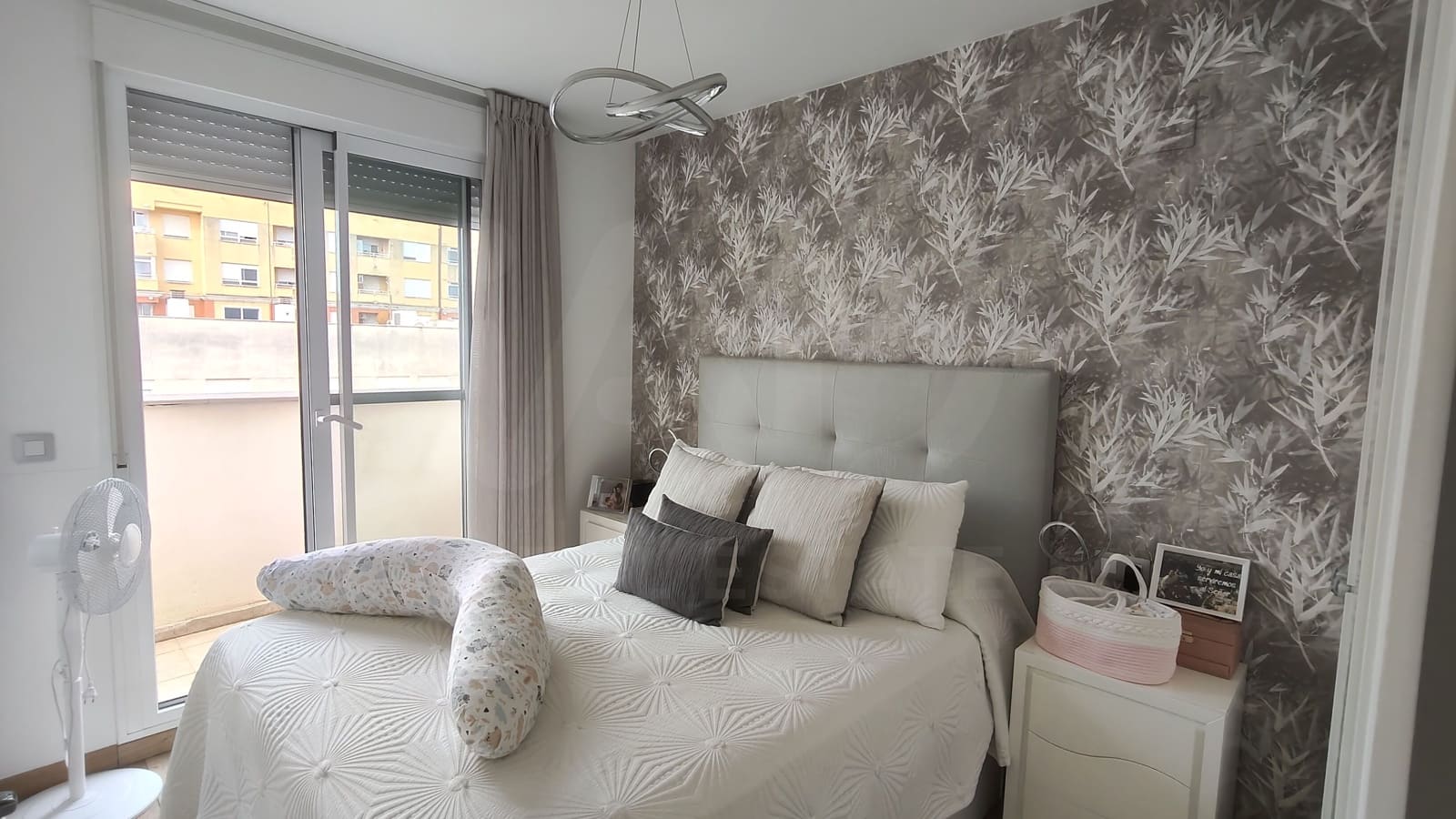 2 chambre Penthouse à vendre à Castello de la Plana avec garage - 233 900 € (Ref: 9988160)