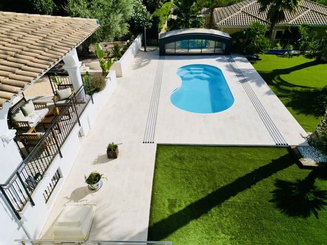 4 soveværelse Villa til salg i Muchamiel / Mutxamel med swimmingpool - € 940.000 (Ref: 9988161)