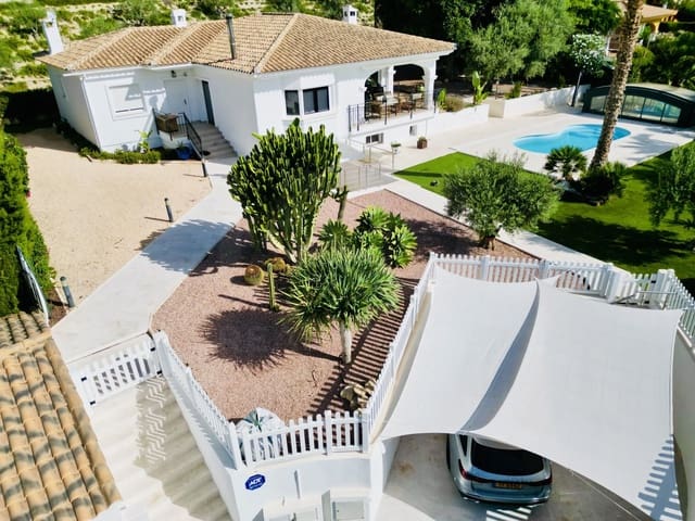 4 soveværelse Villa til salg i Muchamiel / Mutxamel med swimmingpool - € 940.000 (Ref: 9988161)
