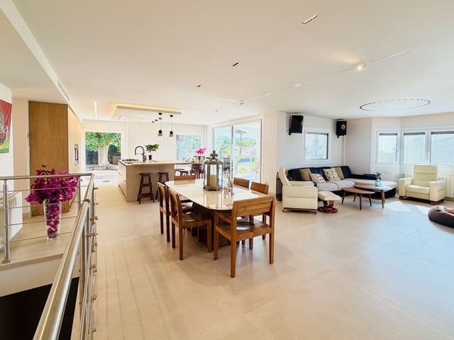 4 soveværelse Villa til salg i Muchamiel / Mutxamel med swimmingpool - € 940.000 (Ref: 9988161)