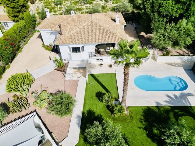 4 soveværelse Villa til salg i Muchamiel / Mutxamel med swimmingpool - € 940.000 (Ref: 9988161)