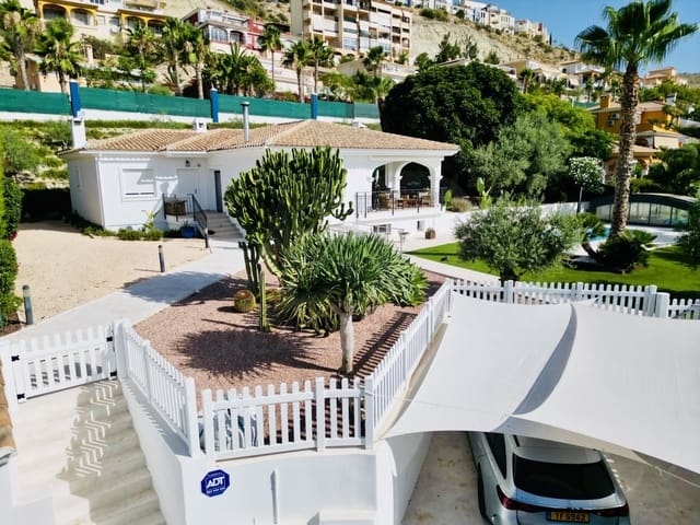 4 soveværelse Villa til salg i Muchamiel / Mutxamel med swimmingpool - € 940.000 (Ref: 9988161)