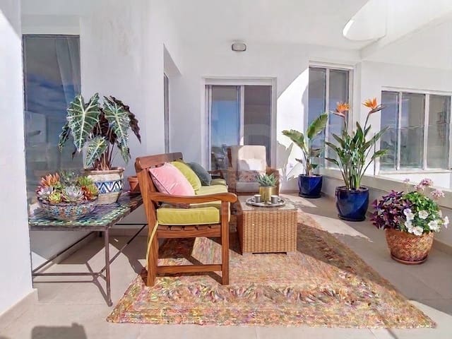 2 soverom Leilighet til salgs i Cádiz by med svømmebasseng garasje - € 550 000 (Ref: 9988164)