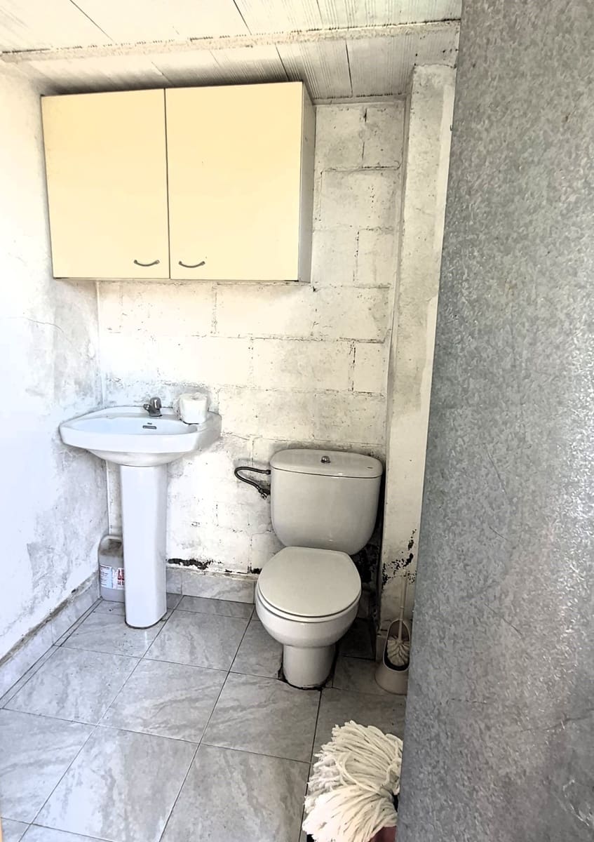 4 camera da letto Villa in vendita in Leon citta con piscina garage - 320.000 € (Rif: 9988166)