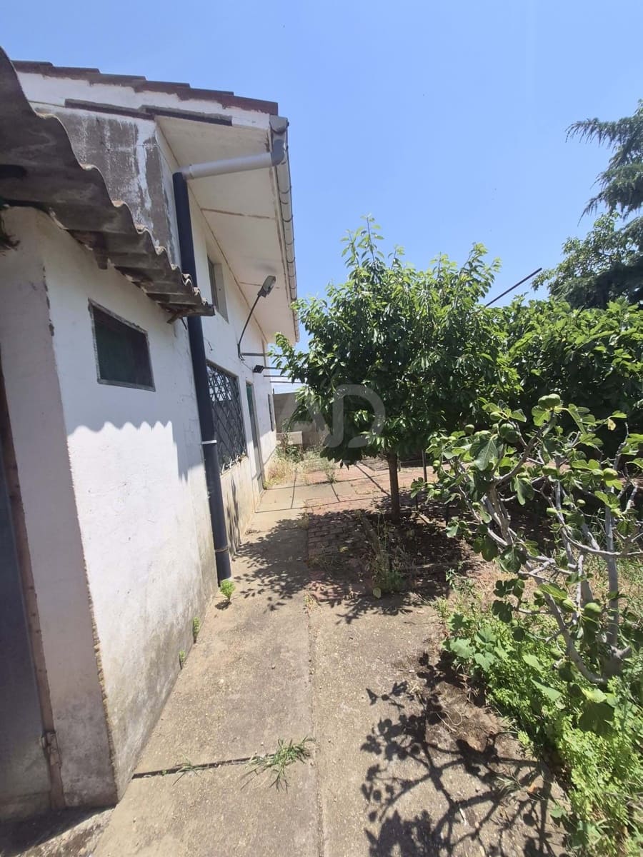 4 camera da letto Villa in vendita in Leon citta con piscina garage - 320.000 € (Rif: 9988166)