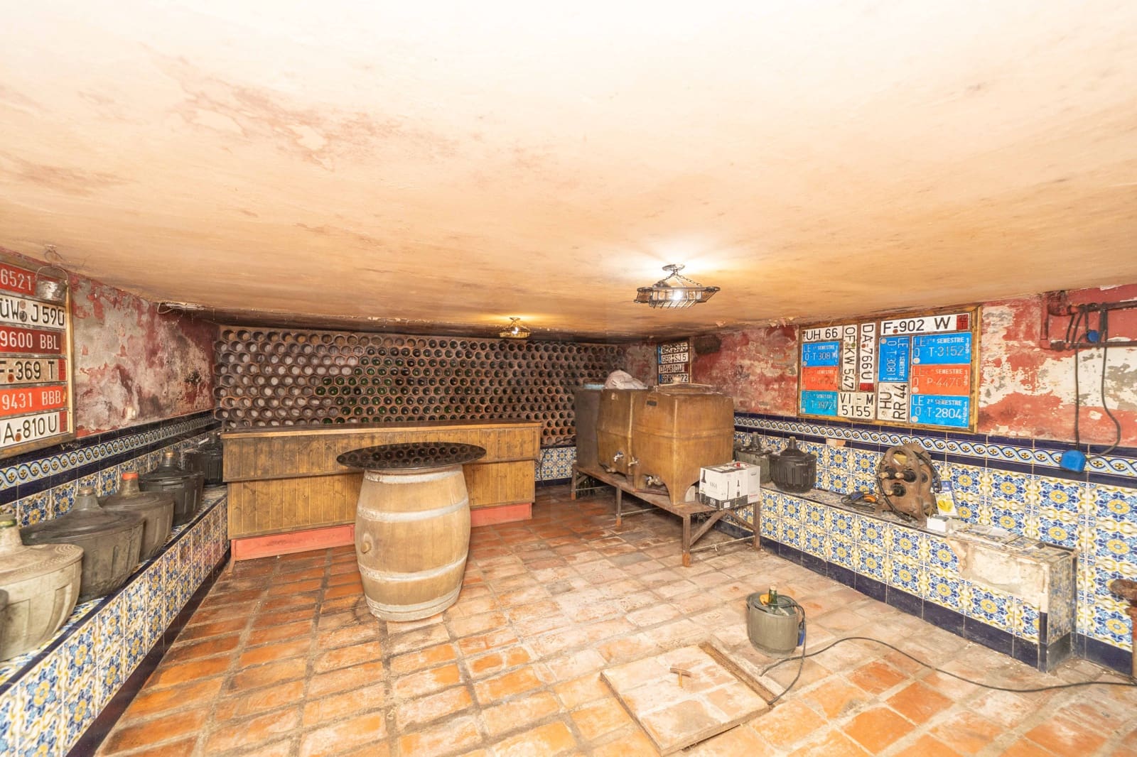 4 camera da letto Villa in vendita in Leon citta con piscina garage - 320.000 € (Rif: 9988166)