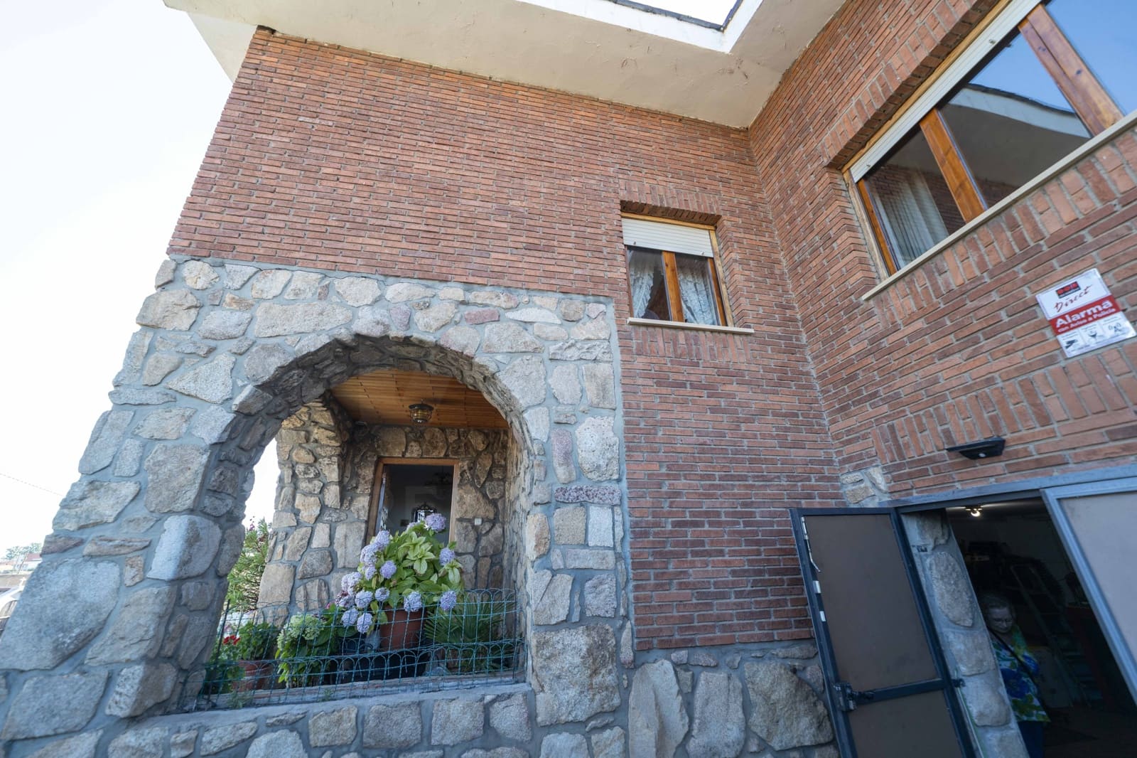 4 camera da letto Villa in vendita in Leon citta con piscina garage - 320.000 € (Rif: 9988166)