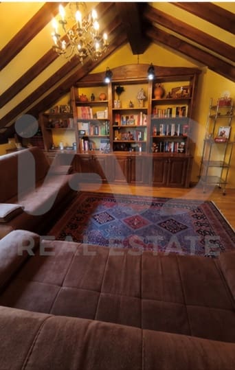 3 soverom Rekkehus til salgs i Leon by med garasje - € 248 000 (Ref: 9988167)
