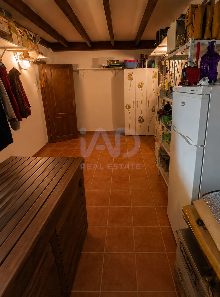 3 soverom Rekkehus til salgs i Leon by med garasje - € 248 000 (Ref: 9988167)