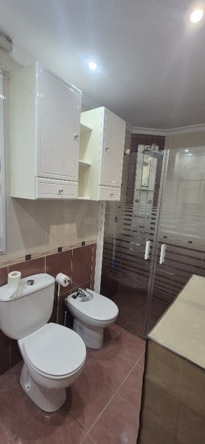 5 bedroom Terraced Villa for sale in Salamanca city with pool garage - € 350,000 (Ref: 9988170)
