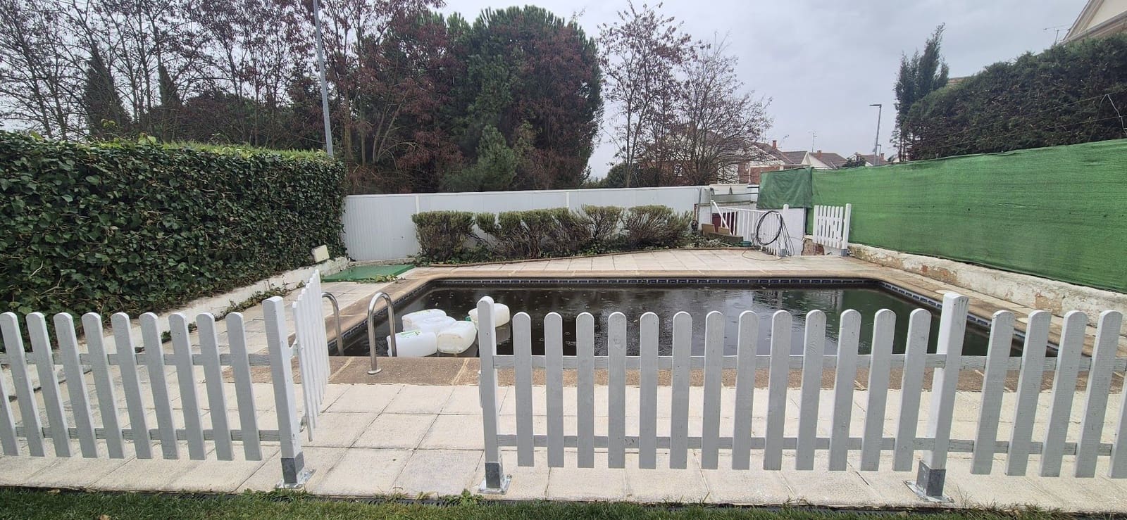 5 bedroom Terraced Villa for sale in Salamanca city with pool garage - € 350,000 (Ref: 9988170)