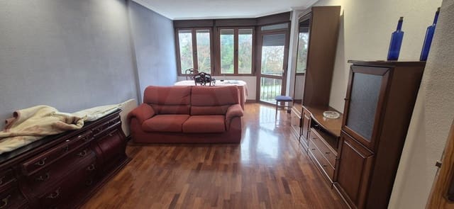 5 bedroom Terraced Villa for sale in Salamanca city with pool garage - € 350,000 (Ref: 9988170)