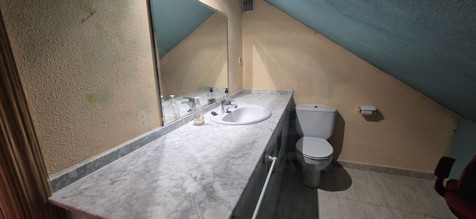 5 bedroom Terraced Villa for sale in Salamanca city with pool garage - € 350,000 (Ref: 9988170)