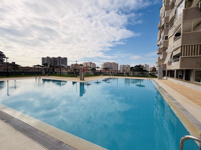2 sovrum Lägenhet till salu i Cabo de las Huertas, Alicante stad med pool garage - 345 000 € (Ref: 9988172)