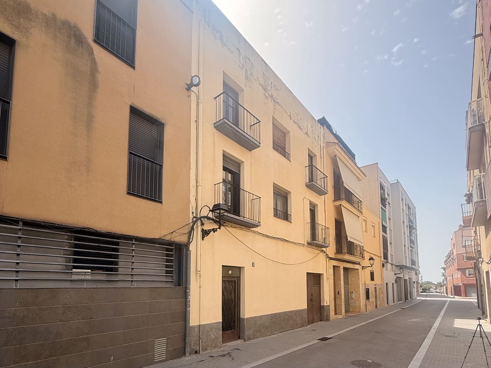 Commercial for sale in La Canonja - € 249,000 (Ref: 9988173)