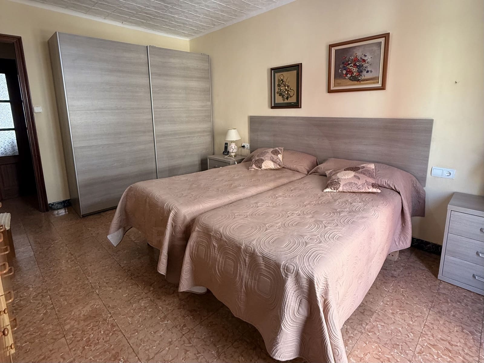 Commercial for sale in La Canonja - € 249,000 (Ref: 9988173)