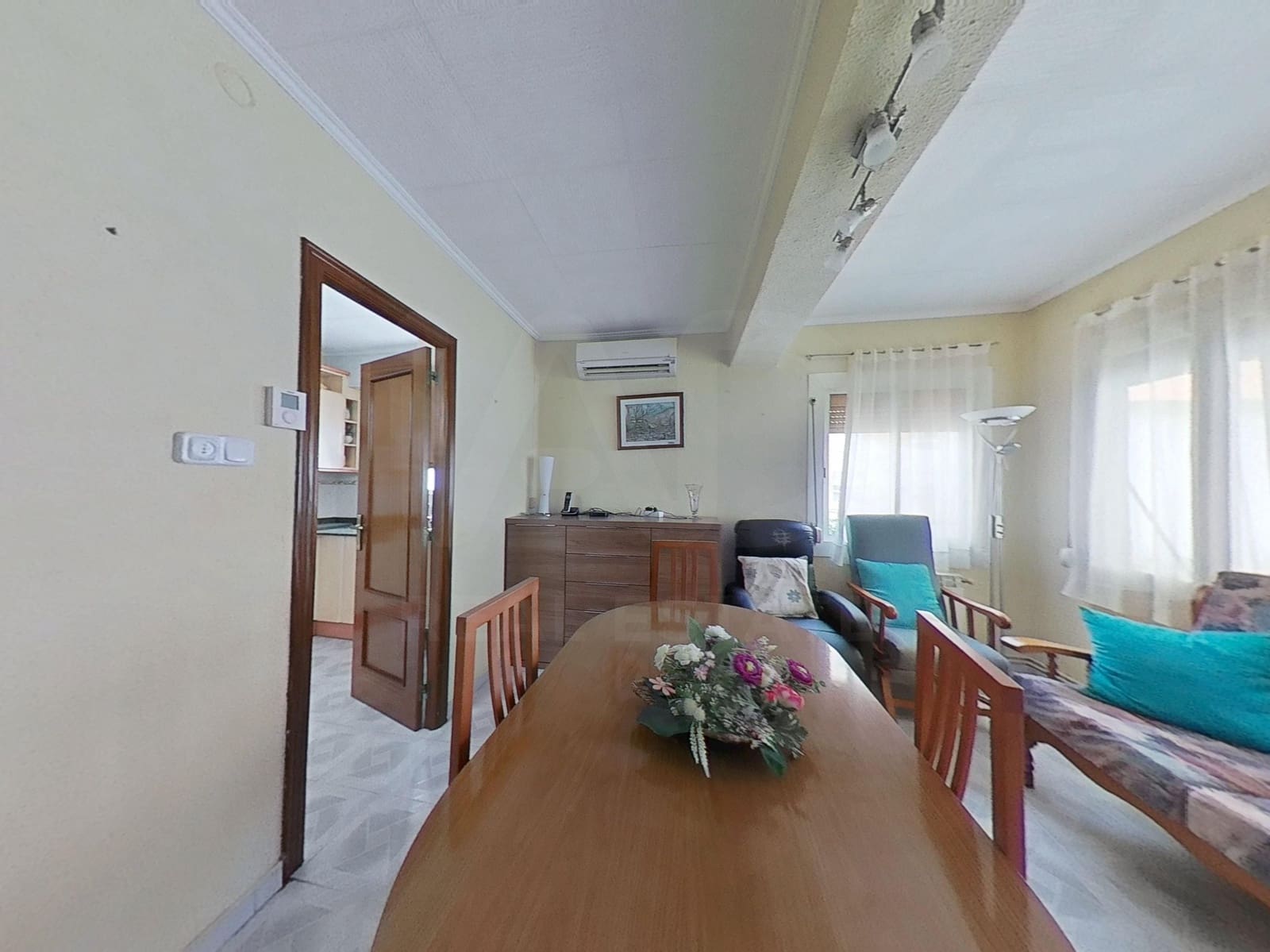 Commercial for sale in La Canonja - € 249,000 (Ref: 9988173)