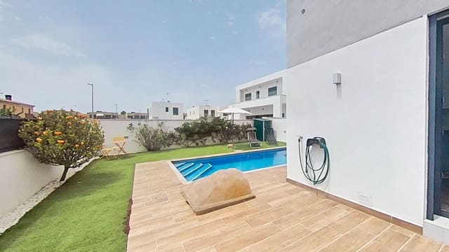 4 camera da letto Casa in vendita in Tarragona città con piscina garage - 545.000 € (Rif: 9988175)