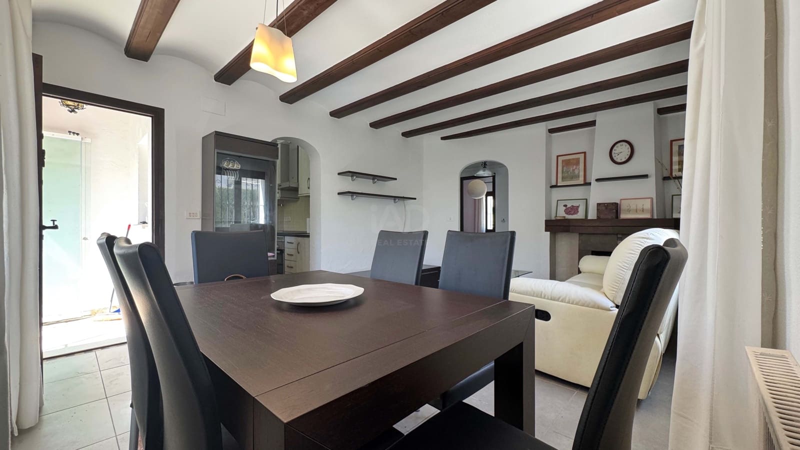 2 Zimmer Reihenhaus zu verkaufen in Alicante / Alacant Stadt mit Pool - 290.000 € (Ref: 9988177)