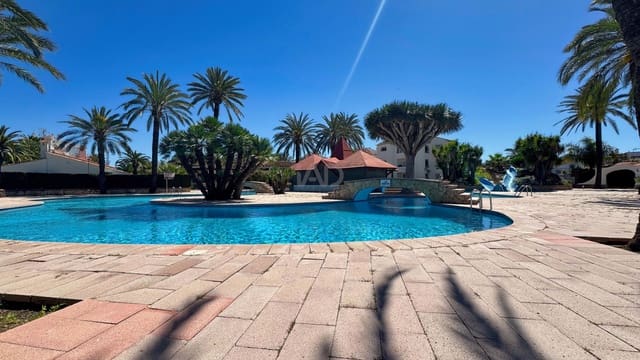 2 soveværelse Rækkehus til salg i Centro Urbano, Dénia med swimmingpool - € 290.000 (Ref: 9988177)